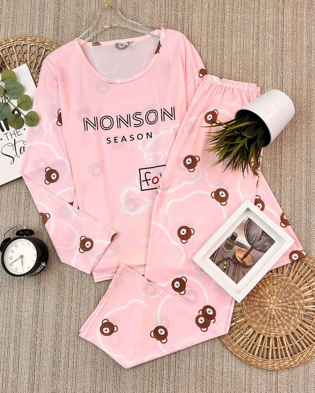 Pack de 4 Pijamas Sorpresa – ¡Comodidad, Estilo y Envío GRATIS!