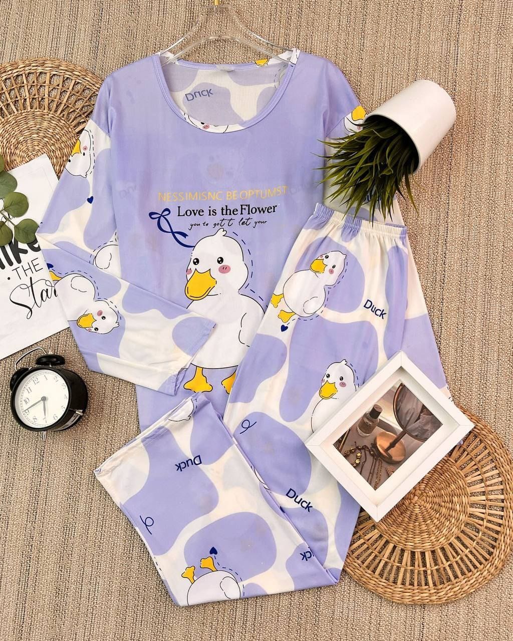 Pack de 4 Pijamas Sorpresa – ¡Comodidad, Estilo y Envío GRATIS!