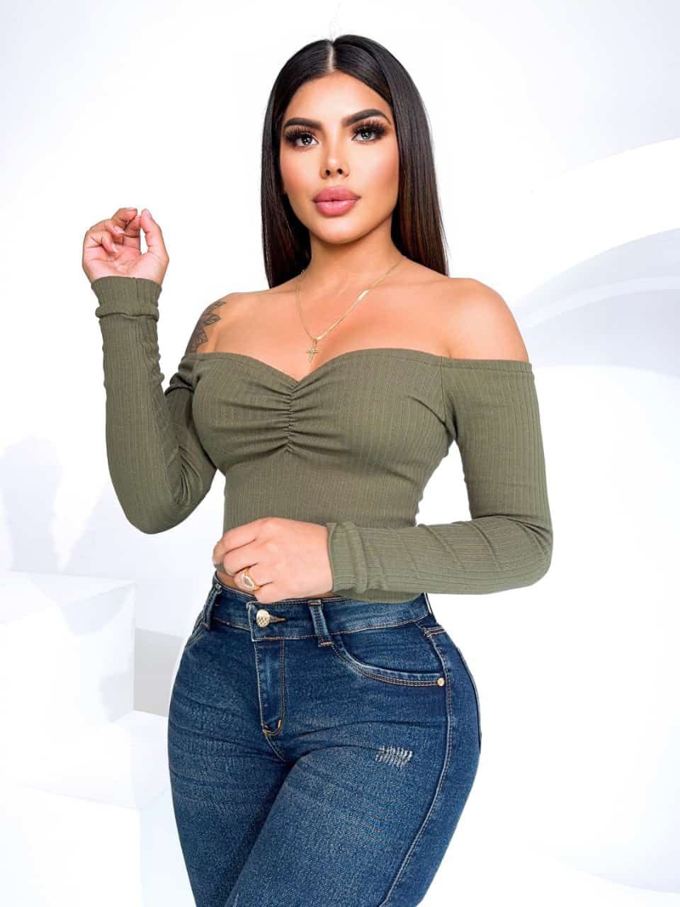 Blusa corrugada en Rif