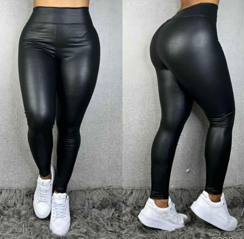 Pantalón Efecto Cuero