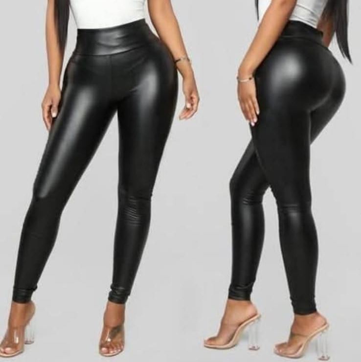 Pantalón Efecto Cuero